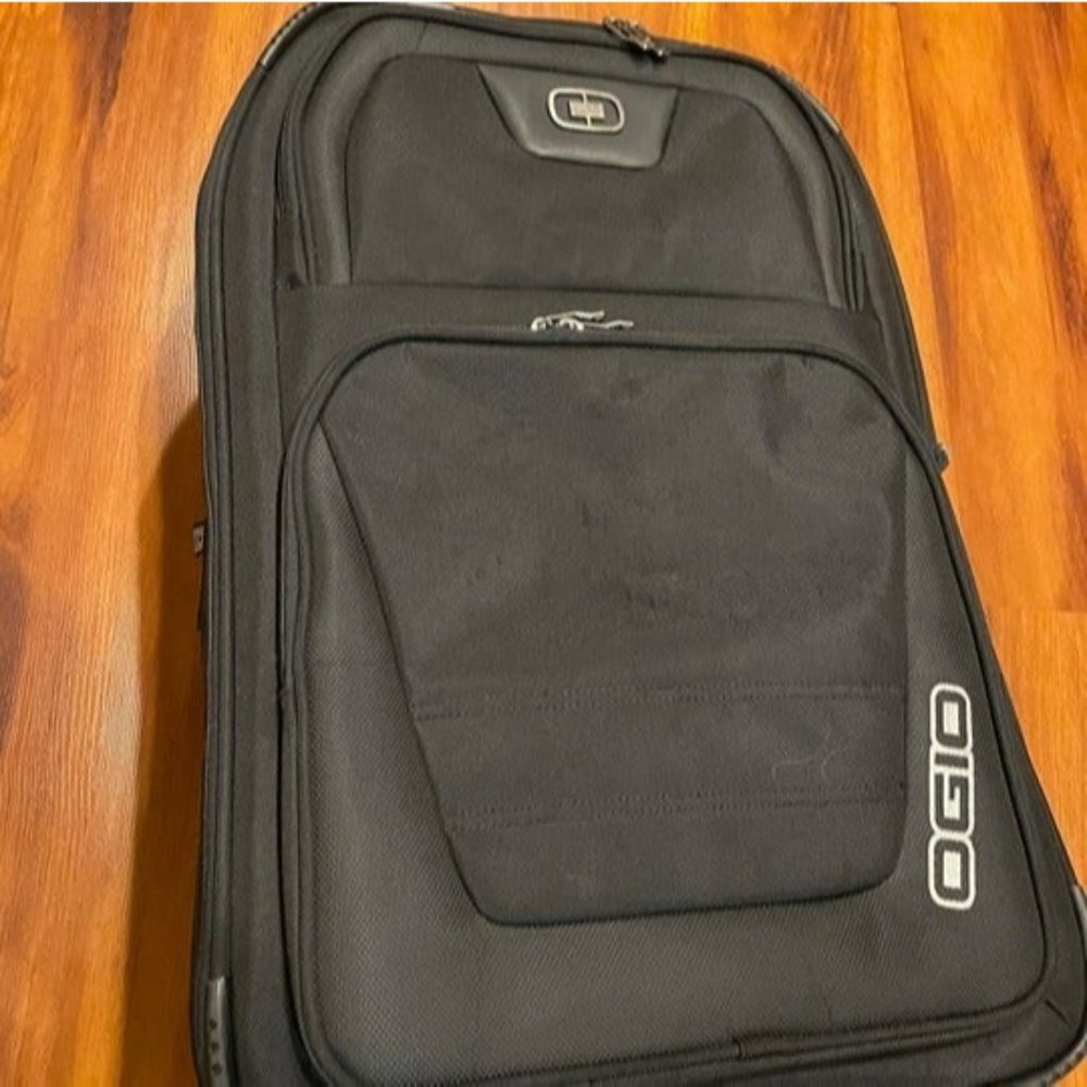 OGIO® - Kickstart 22 Travel Bag Suitcase LOCAL PICKUP AVAILABLE PORTLAND OR